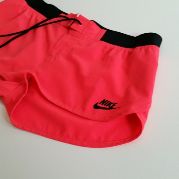 Nike Pants - Nike women's shorts size M